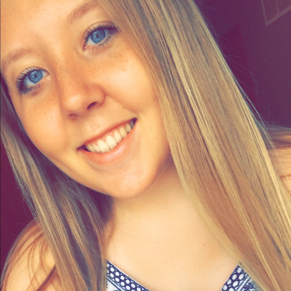 Meet your Posher, Dani